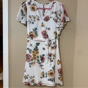 Maurices Floral Faux Wrap Flutter Sleeve Lined Dress, NWT, Medium